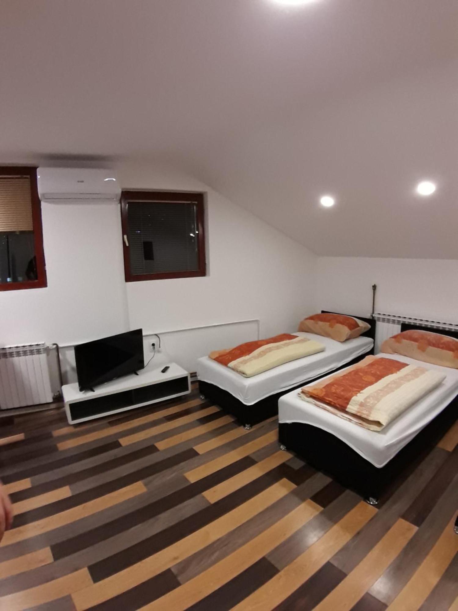 Cumurija Bridge Accommodation Sarajevo Rum bild